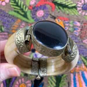 Vintage onyx and bone chunky bracelet tribal bangle pin closure